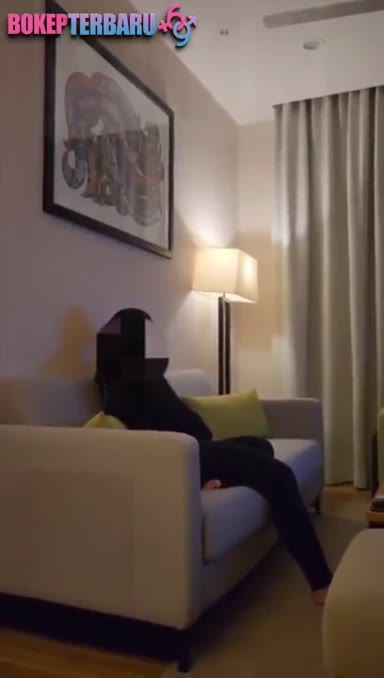 Cewek Hijab Polos Kena Rayu Om2